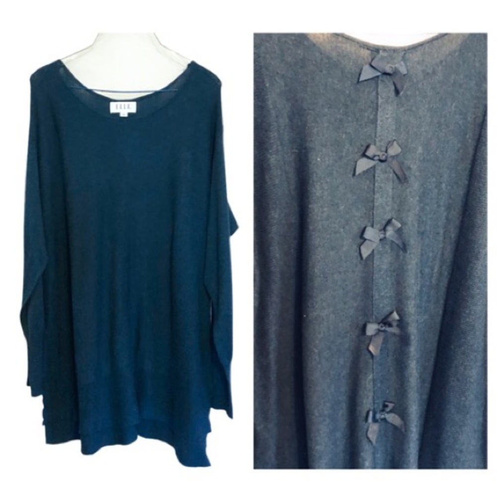 Blue green sweater with bows down the back NWOT